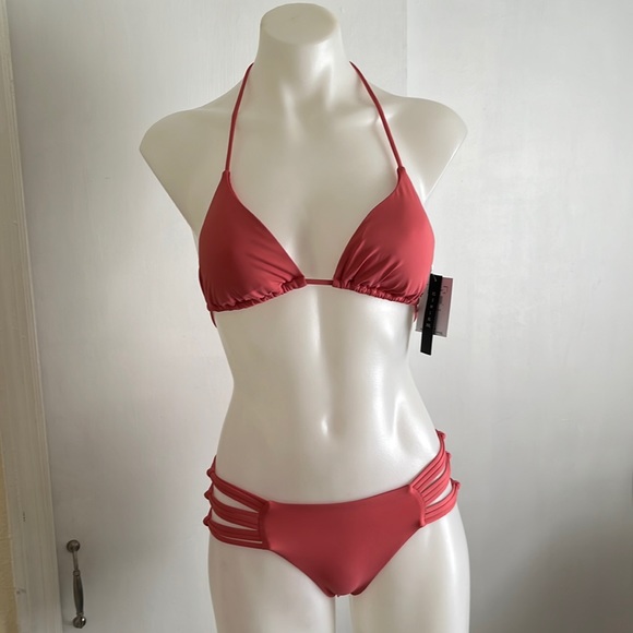 O’Neill bikini small - Picture 1 of 7